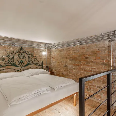 The Address Royal Loft Apartment *