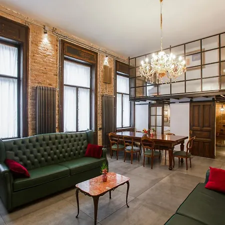 The Address Royal Loft * 부다페스트